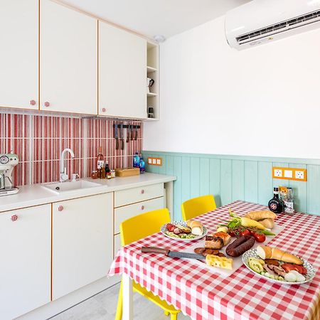 Balatonic Retro Lägenhet Zamárdi Exteriör bild