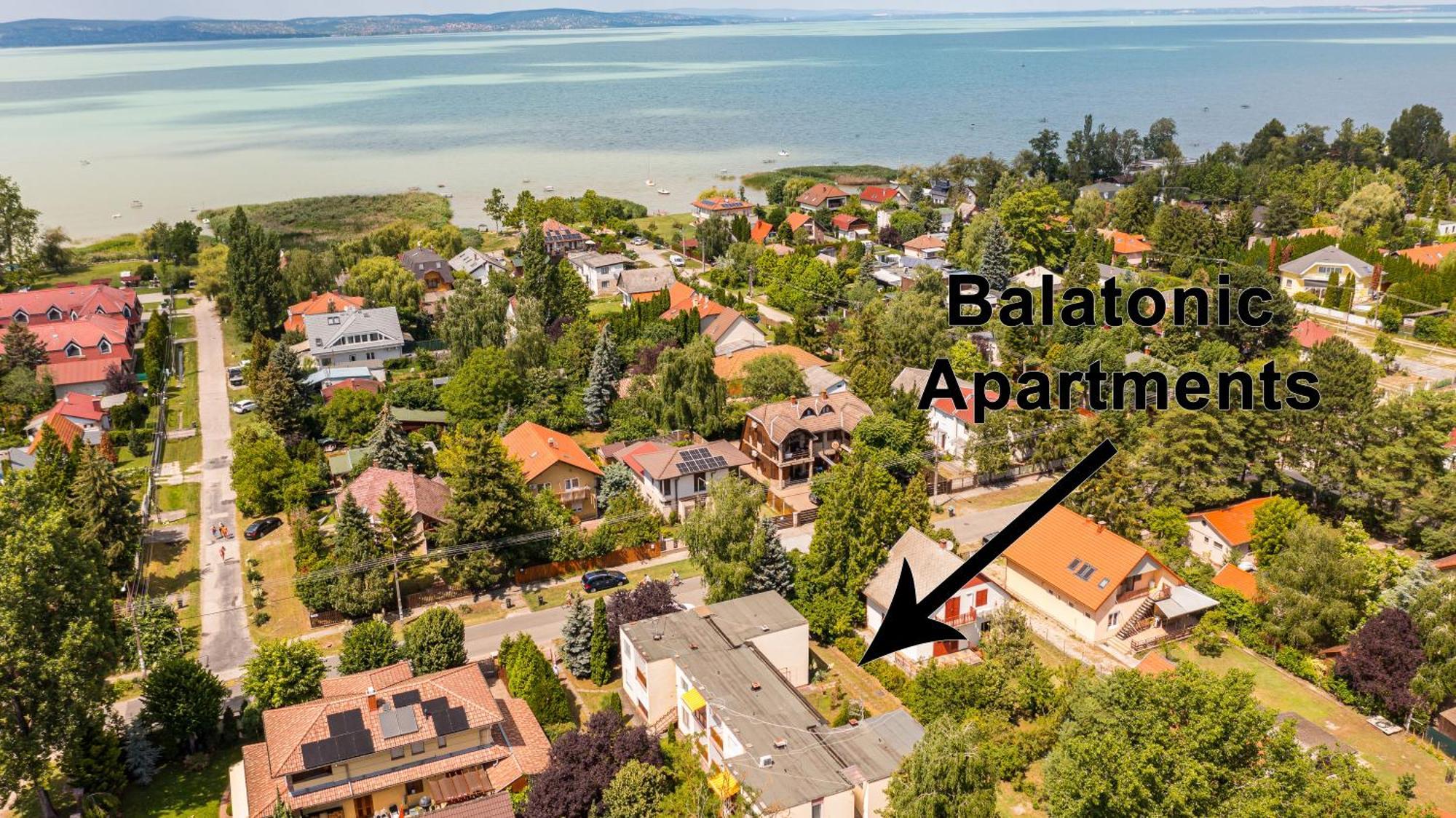 Balatonic Retro Lägenhet Zamárdi Exteriör bild